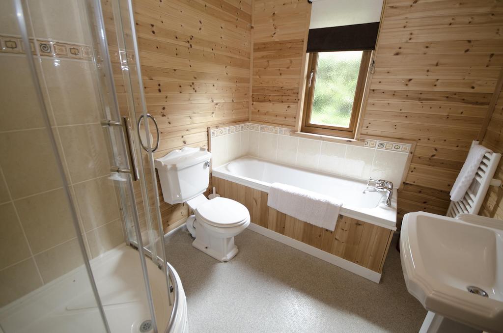 Watermouth Lodges Илфракомб Стая снимка